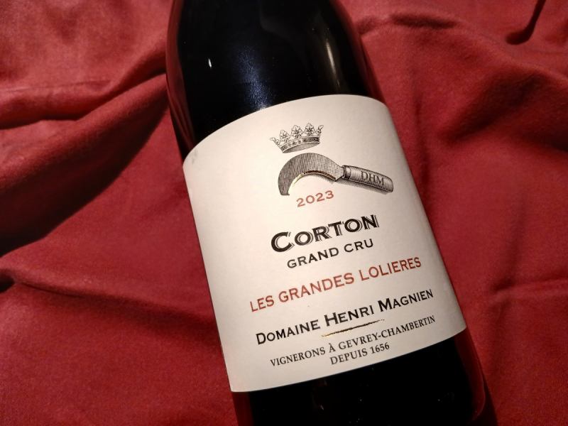 Premium wine by the glass, limited to one order per person per day