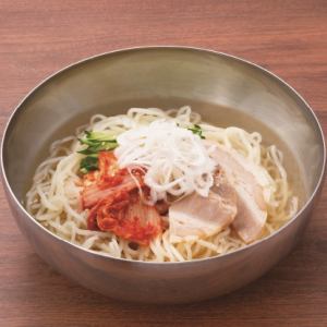 牛角冷麺/梅しそ冷麺