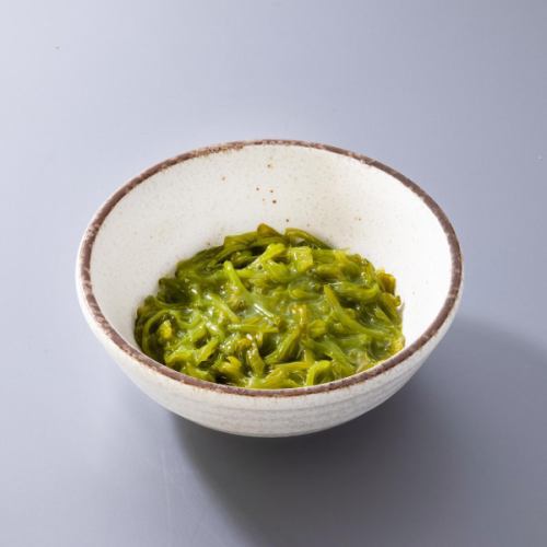 Small bowl of mekabu