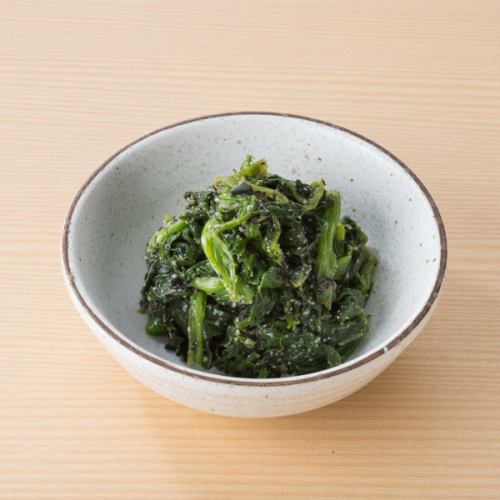 Spinach with sesame seeds