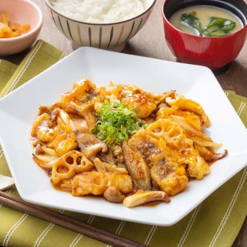 Japanese-style sweet and sour stir-fried conger eel and plenty of mushrooms