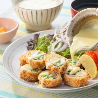 【限定メニュー】豚ロースの夏野菜巻き～南国風マヨソース～