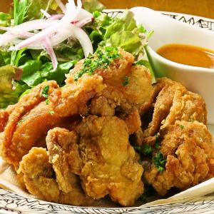 OURSの唐揚げ ハリッサソース