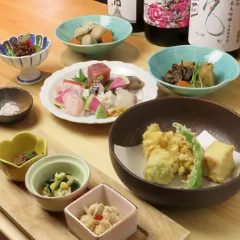 【事前セットメニュー】おばんざいや珍味に「本日の天プラ」が加わった全6品◆5000円(税込)