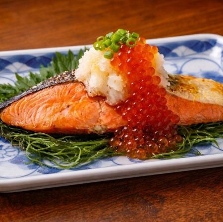銀鮭のいくらおろしがけ
