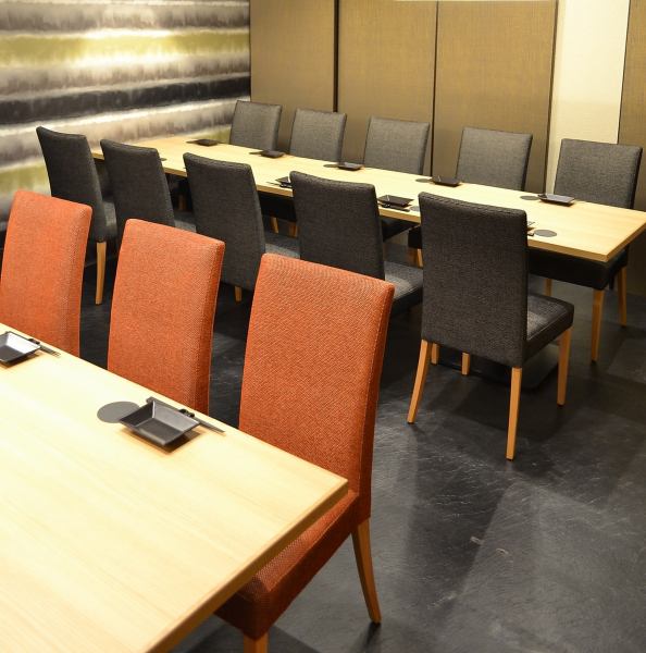 [Come for company banquets] We have private rooms for up to 32 people ☆ For medium to large company banquets and large banquets ◎ If you are looking for a private room in a calm space, please contact us as soon as possible. The rooms that are ideal for banquets with a large number of people are popular, so it is recommended to book early ♪