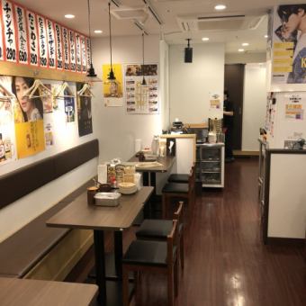 Ideal for table seating for up to 4 people ◎ You can enjoy the authentic Osaka taste such as sticky skewer, braised stew and kuda udon.Please use it for various parties such as drinking party, girls' party, farewell party etc.
