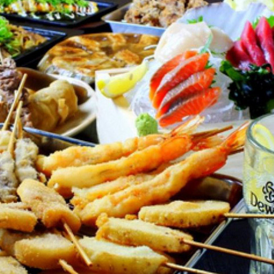 18時～深夜5時までかすうどんと串かつとお酒をご提供！　金土は深夜6時まで！