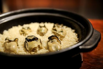 점심석 굴 삼매(개인실 안내할 수 있습니다)