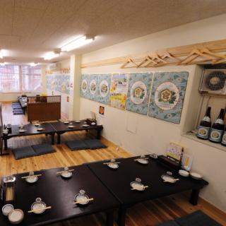 [2nd floor: Tatami room] There is a tatami room for parties of up to 80 people!