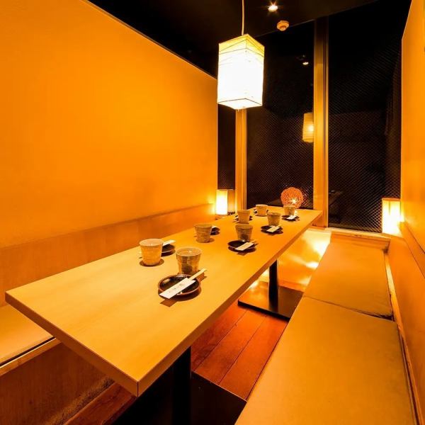 The shop has a calm atmosphere to soothe the fatigue of the day.The Japanese-style interior design creates a comfortable space.Please spend a relaxing time in a spacious relaxing private room.We will prepare seats according to your request, so please feel free to contact us.