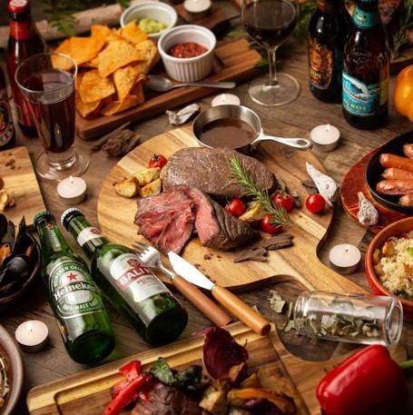 【ビアガーデンBBQ海鮮&肉の17品　食べ放題＆3時間飲み放題宴会コース】　5680円→4680円