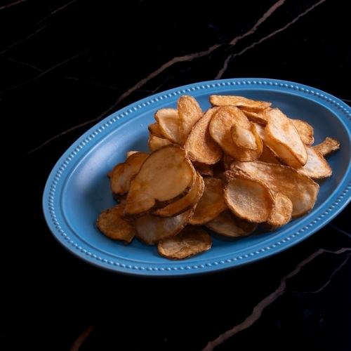 揚げたてポテトチップス