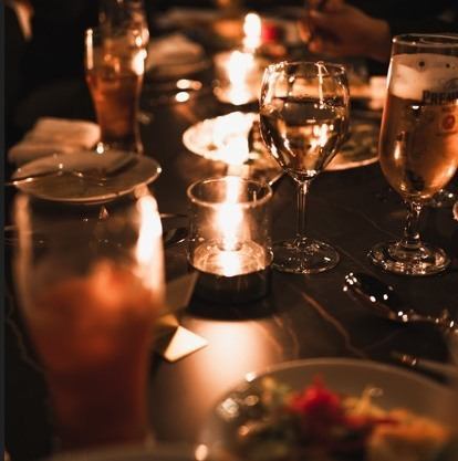 【四谷三丁目駅2分】駅から近くアクセス良好です。階段下ると大人の隠れ家のような空間が広がっています。デートやお祝いに。