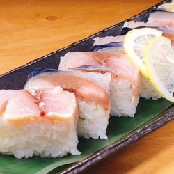 Homemade mackerel pressed sushi