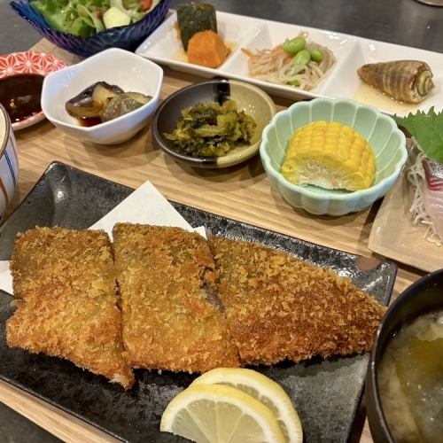 【数量限定】特大鯖フライ定食