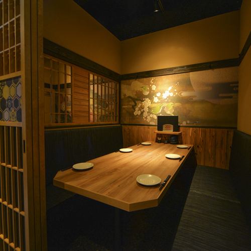 高品質的日式空間，擁有完全私密的房間，每個房間都有自己的門。