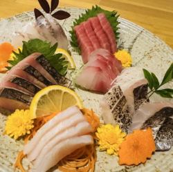 刺身盛り合わせ
