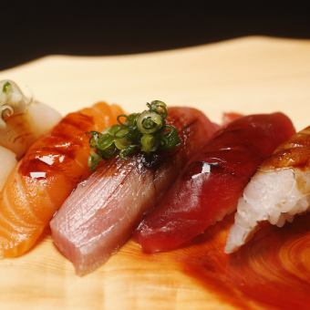 【1周年記念】厳選ネタ食べ飲み放題コース～揚げシャリのウニ添えなど特別メニューも提供～