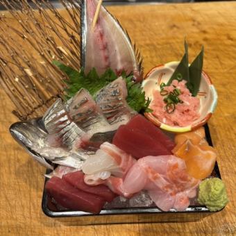 席のみ予約【刺身盛り合わせ7種付き】
