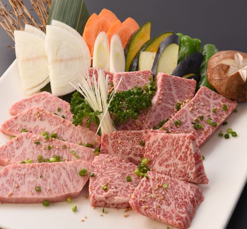 精選和牛，炭火烤製