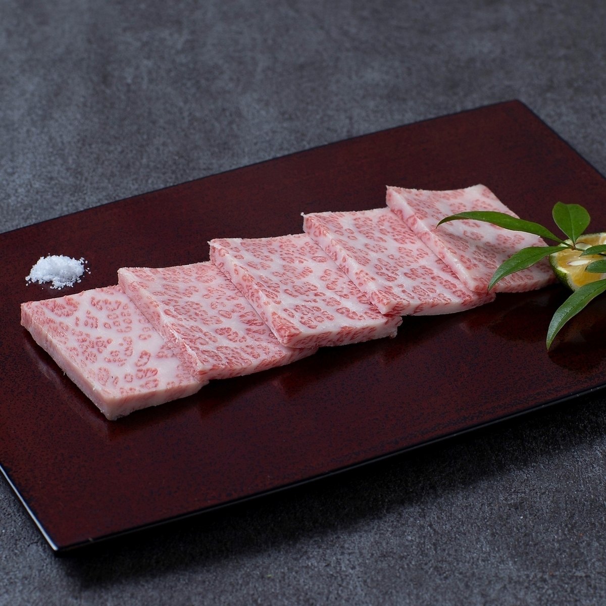 【全席完全個室】大切な方とのお食事に。最上級の和牛を個室で。