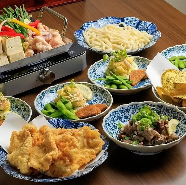 享用熊野牛杂碎火锅盛宴。