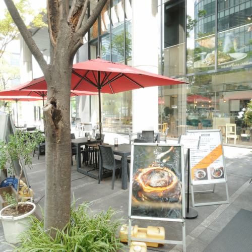 テラスで心地いいひととき