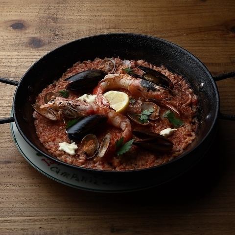 鶏とキノコのチーズパエリア