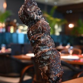 ◆ Garlic steak (beef shoulder loin)