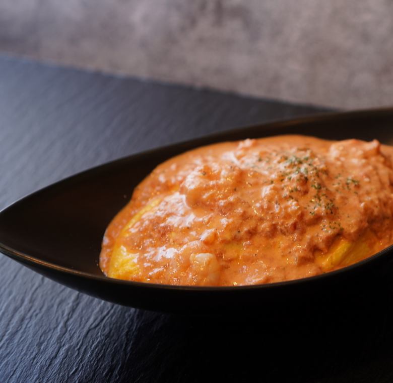 Shrimp tomato cream omelet rice