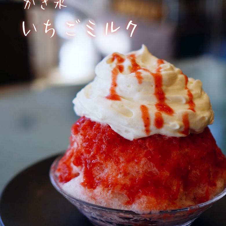 Shaved ice [Strawberry Milk]