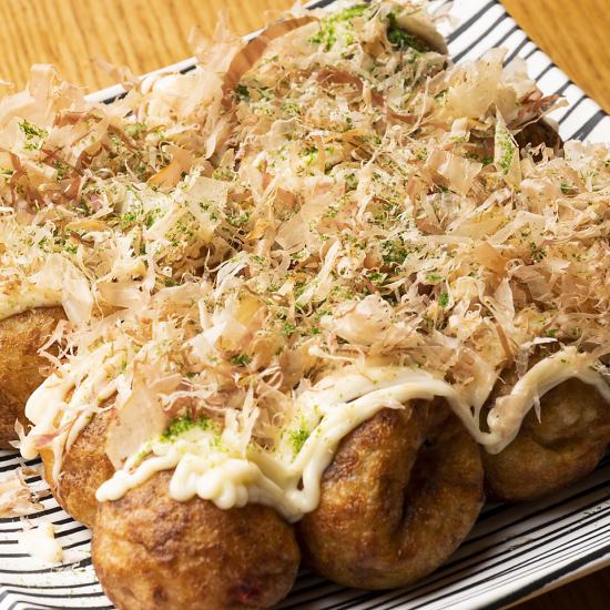 It's very popular at the main store, and it's proud of its crispy takoyaki!