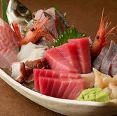金沢の旬を使った絶品海鮮料理が味わえます。