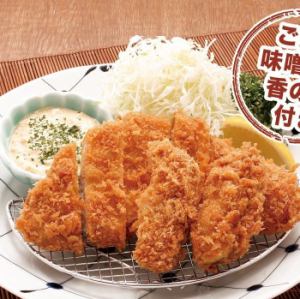 ロースかつとかきフライ定食(並)