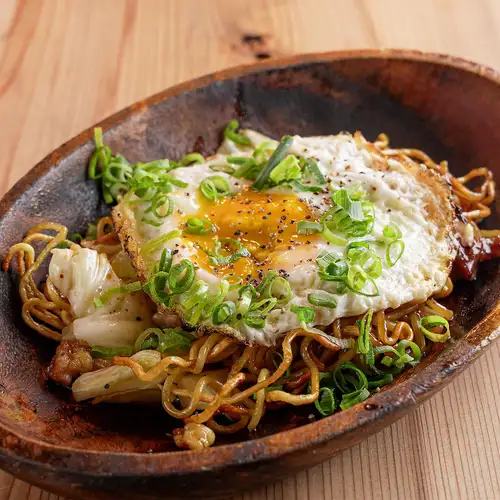【秘伝タレ】カリッともっちり！手羽唐タレの特製おかんの焼きそば