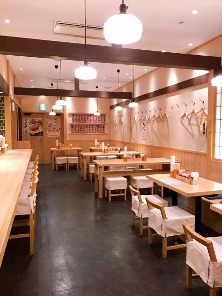 ◇◆店内は温かみ溢れる空間◆◇各種宴会承ります　※貸切りをご希望の場合は事前にご相談ください