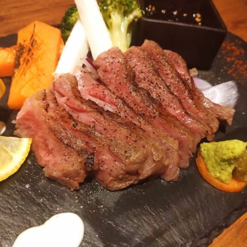 鳥取和牛のステーキ