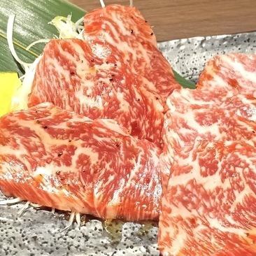 厳選肉を取り揃えてます！