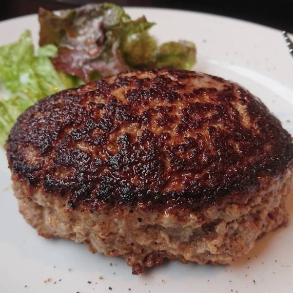 [Our recommendation] Mikawa beef homemade hamburger steak