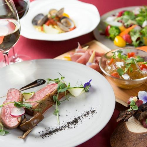 French wagyu beef course limited to 2 to 8 people 5,900 yen (excluding tax) with 8 dishes and all-you-can-drink