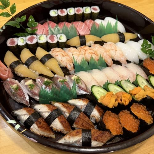 【需预约！】新年特惠：五份握寿司！现金价23,000日元。*请在预约前确认详情。