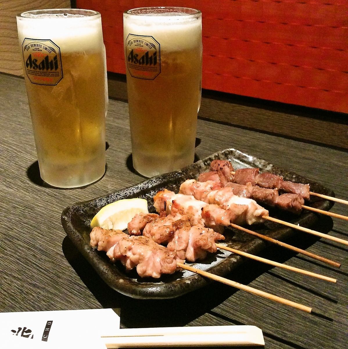 Carefully grilled one by one ♪ Draft beer set is 770 yen.