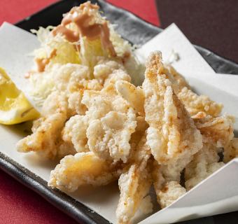 Deep-fried Nankotsu (knee/yagen) each