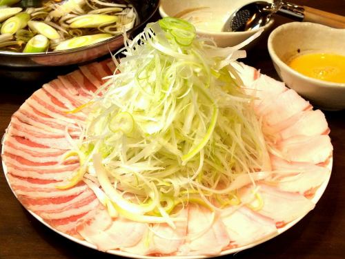 The green onion shabu course includes all-you-can-drink for 3278 yen (tax included)!