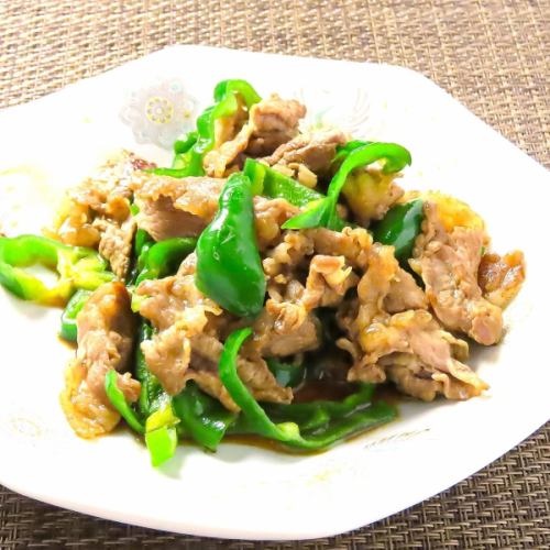 【常連様にも大人気！】牛肉とピーマンのオイスターソース炒め770円（税込）
