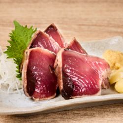 藁焼きカツオのたたき