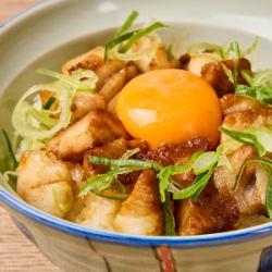 賄いミニチャーシュー丼