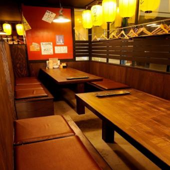 A banquet without worrying about the surroundings ♪ Private table seats that can accommodate up to 15 people! Popular seats, so reservations are recommended ♪
