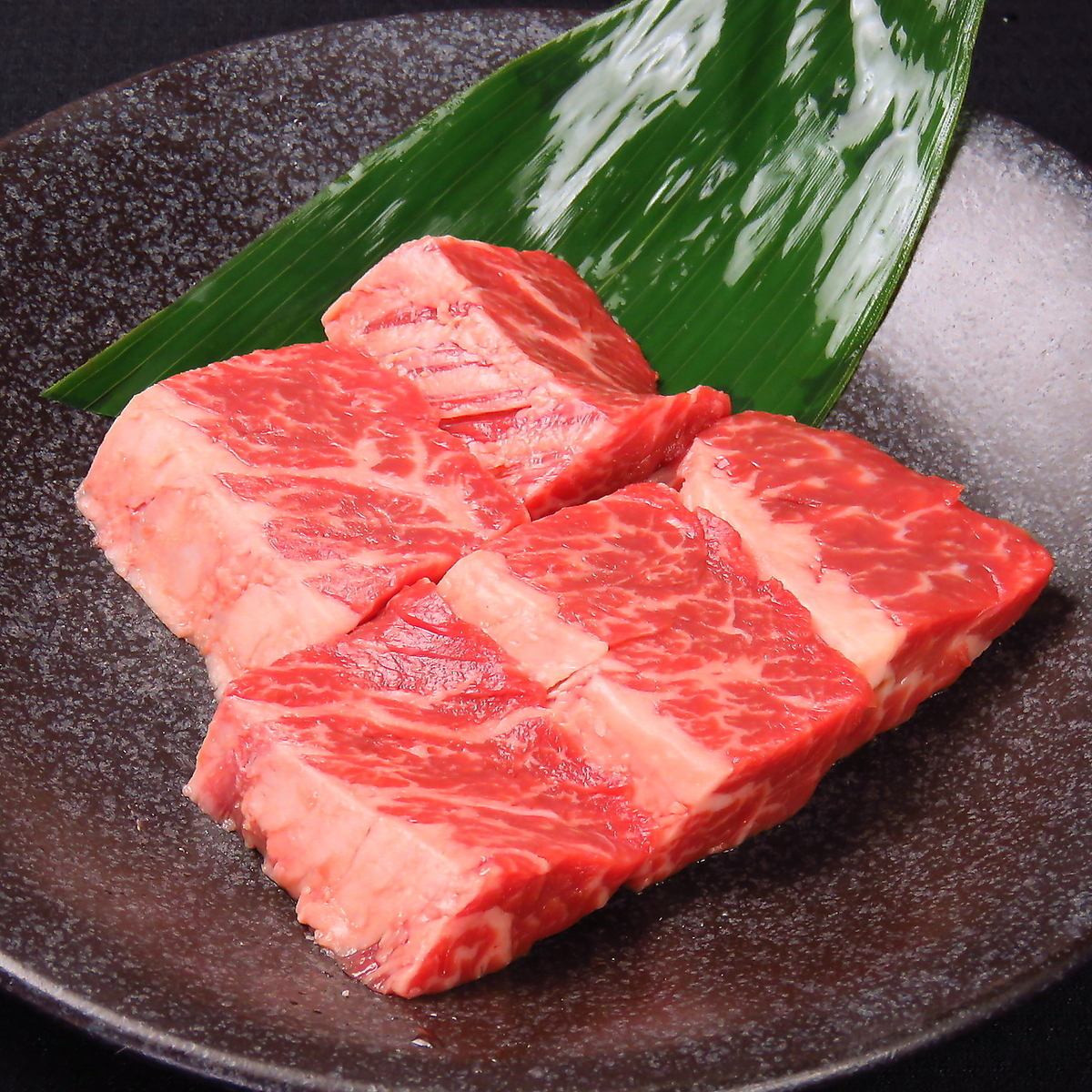 松山市にあるフジ藤原店の目の前にオープンする焼肉店